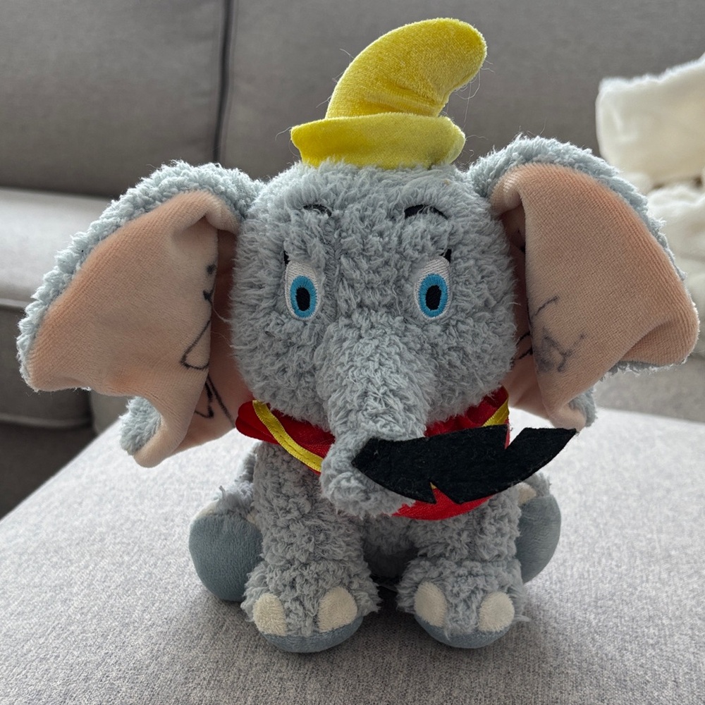 Disney Dumbo Plush Elephant from Disney Parks 9”